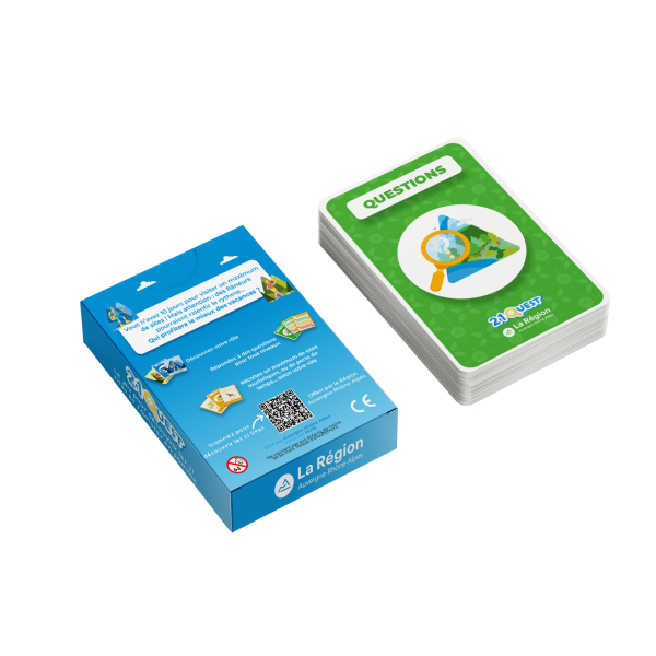 Boîte ouverte et cartes du jeu 21 Quest