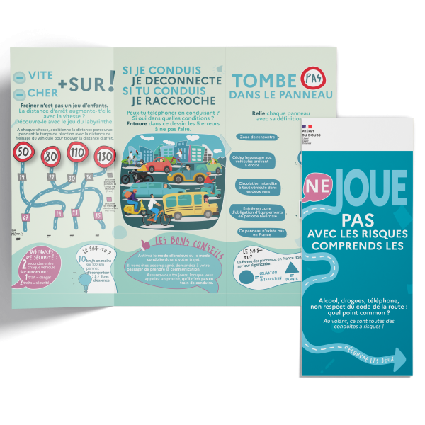 Dépliant jeu Ne joue pas avec les risques, plié, vue de côté